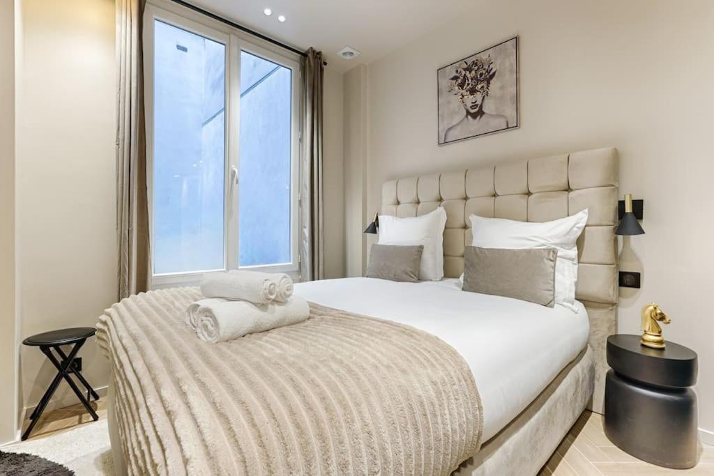 Magnifique Appartement Magenta Paris Exteriör bild
